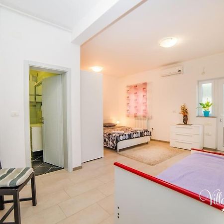 Villa Lucija Πούλα Εξωτερικό φωτογραφία