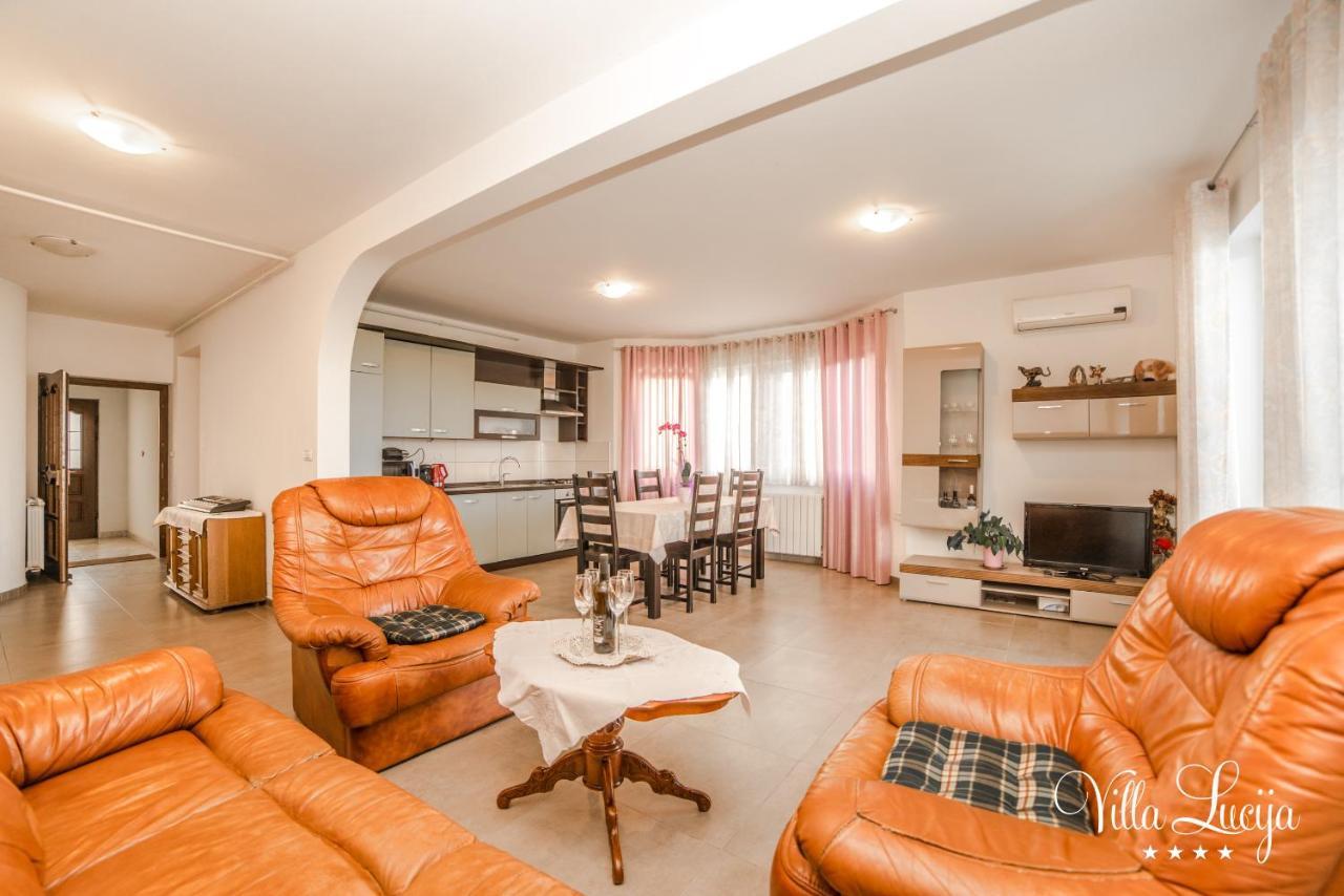 Villa Lucija Πούλα Εξωτερικό φωτογραφία